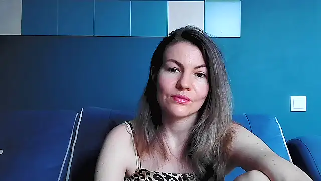 Snapshot of Margarett chatting on 06/06/26, 11:48 Margarett online show from 06/06/26, 11:48