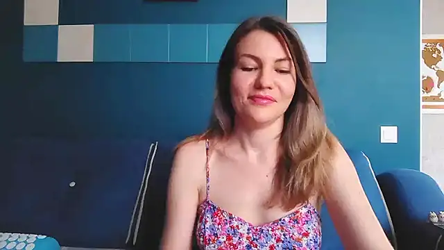 Snapshot of Margarett chatting on 06/13/26, 03:32 Margarett online show from 06/13/26, 03:32