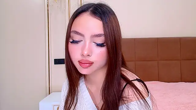 Snapshot of maddie_perezz chatting on 05/31/26, 08:32 maddie perezz online show from 05/31/26, 08:32