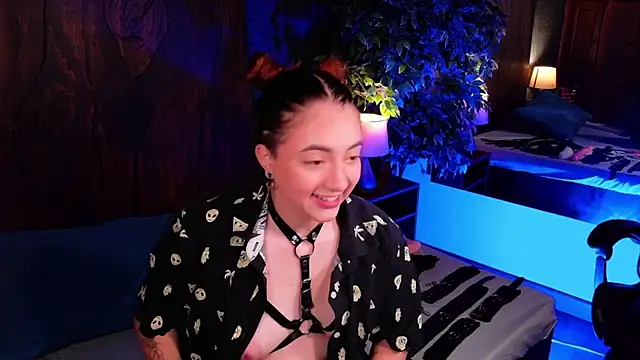 Snapshot of Lexavega_ chatting on 08/05/26, 10:23 Lexavega online show from 08/05/26, 10:23