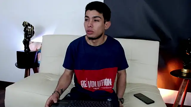 Snapshot of juancho_wild chatting on 05/20/26, 11:16 juancho wild online show from 05/20/26, 11:16