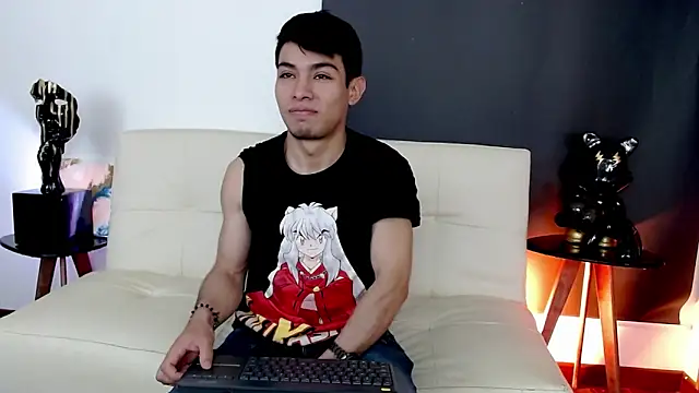 Snapshot of juancho_wild chatting on 05/27/26, 11:29 juancho wild online show from 05/27/26, 11:29
