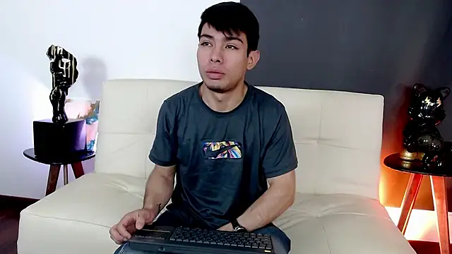 Snapshot of juancho_wild chatting on 05/30/26, 11:18 juancho wild online show from 05/30/26, 11:18