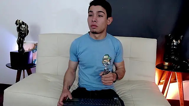 Snapshot of juancho_wild chatting on 06/01/26, 12:07 juancho wild online show from 06/01/26, 12:07