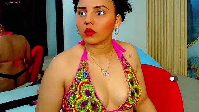 Snapshot of Sol__Latina chatting on 06/12/26, 04:11 Sol Latina online show from 06/12/26, 04:11