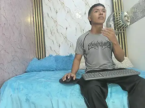 lonjitas twink hot online show from 05/30/26, 01:57