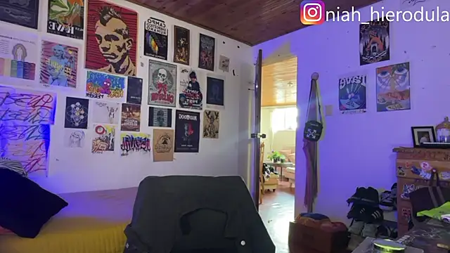 niah 11 online show from 07/04/26, 09:32