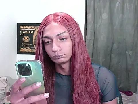 Snapshot of Alexxasexy chatting on 07/17/26, 10:22 Alexxasexy online show from 07/17/26, 10:22