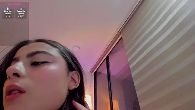 imsofia dy online show from 07/01/26, 12:12