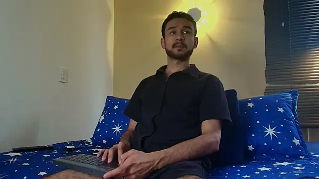 AxelClark S online show from 06/09/26, 07:36