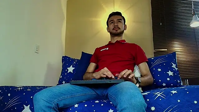 AxelClark S online show from 06/13/26, 07:34