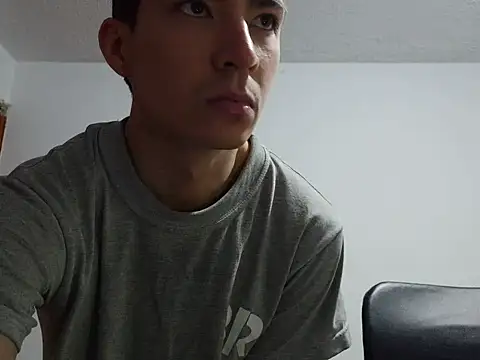 Snapshot of Dan_Hottie chatting on 06/01/26, 07:26 Dan Hottie online show from 06/01/26, 07:26