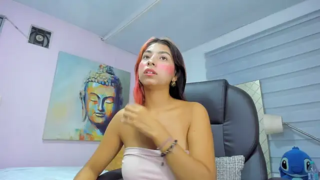 Snapshot of marilyn_luna chatting on 06/14/26, 02:24 marilyn luna online show from 06/14/26, 02:24