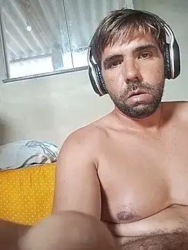 Snapshot of Rodrigo123hjsbdnd chatting on 05/24/26, 05:07 Rodrigo123hjsbdnd online show from 05/24/26, 05:07