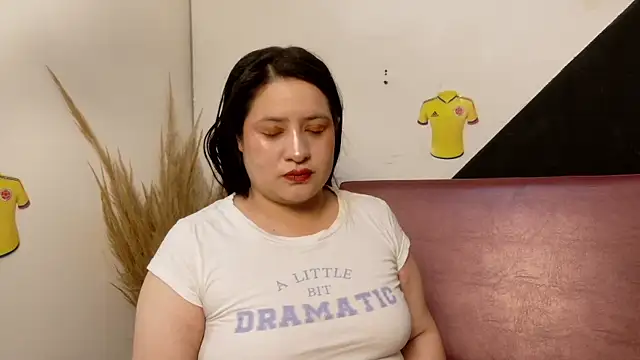 Laura  Castillo  online show from 07/02/26, 12:55