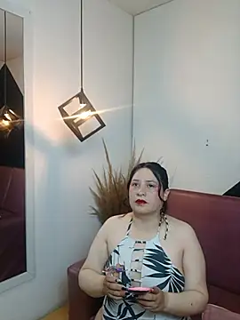 Laura  Castillo  online show from 07/22/26, 12:41