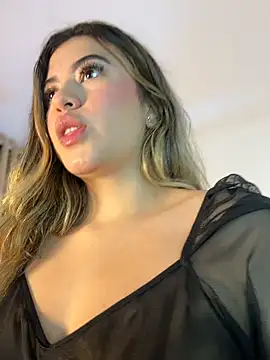 Snapshot of Vicky_Rico_ chatting on 06/05/26, 04:08 Vicky Rico online show from 06/05/26, 04:08
