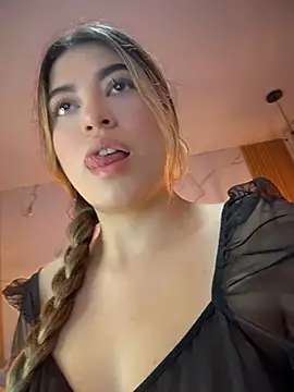 Snapshot of Vicky_Rico_ chatting on 06/08/26, 11:27 Vicky Rico online show from 06/08/26, 11:27