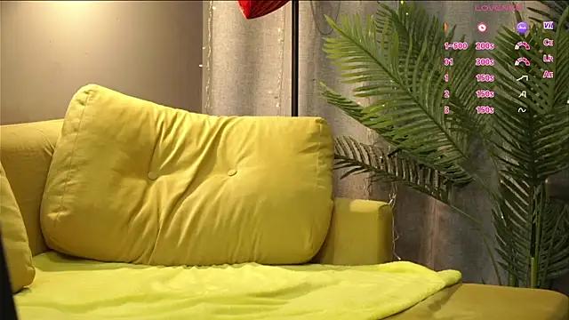 Snapshot of Megany chatting on 06/05/26, 06:52 Megany online show from 06/05/26, 06:52