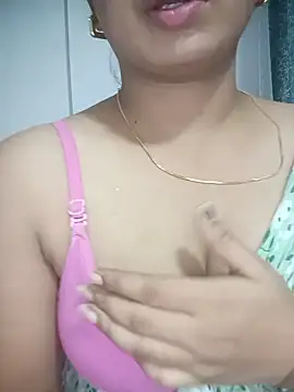 Snapshot of lushi_ji chatting on 06/06/26, 11:04 lushi ji online show from 06/06/26, 11:04