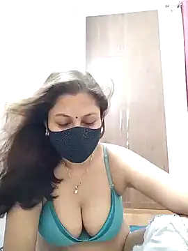hot kiran2000 online show from 07/28/26, 08:12