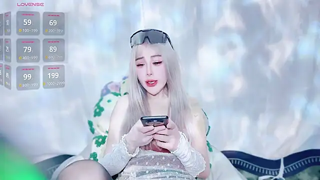 Puppyoo 001 online show from 07/26/26, 10:00