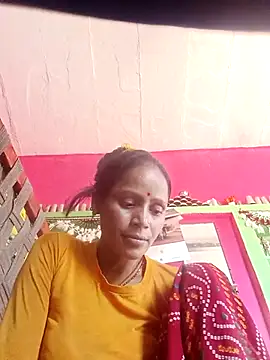 Snapshot of New-pari012 chatting on 06/10/26, 06:34 New-pari012 online show from 06/10/26, 06:34