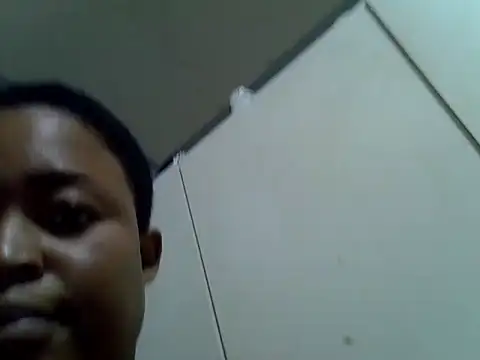 Snapshot of Queenleahx chatting on 05/14/26, 08:21 Queenleahx online show from 05/14/26, 08:21