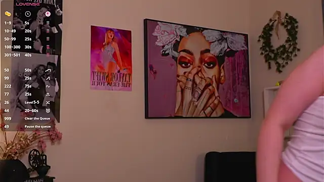 LanelleFreemyer online show from 06/10/26, 03:11