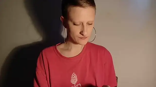 Candy Rust online show from 06/08/26, 07:31