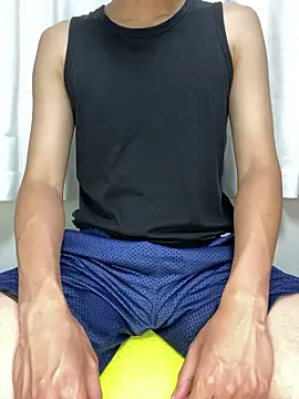 Snapshot of kiyoujanai_ chatting on 06/13/26, 12:36 kiyoujanai online show from 06/13/26, 12:36