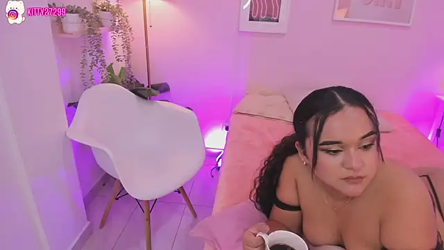 Kitty lulu  online show from 07/09/26, 04:27