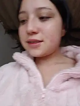 mileidy0106 online show from 07/01/26, 12:51