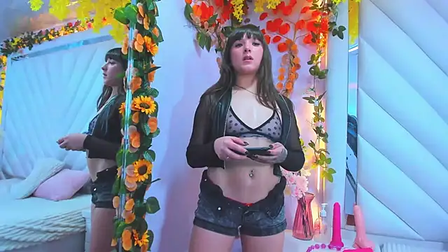 natashacooper  online show from 07/16/26, 09:10