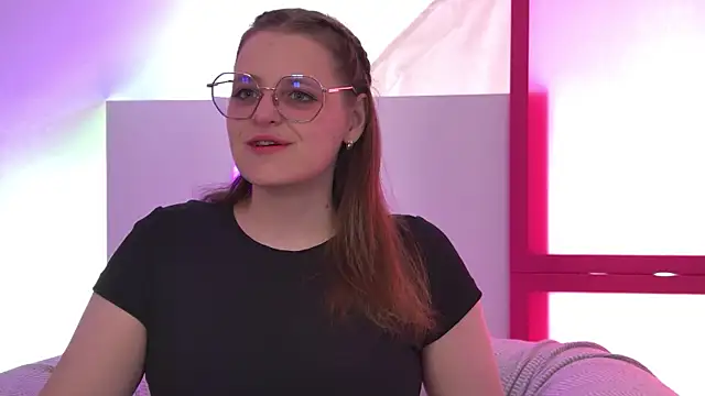 AlexaAvery online show from 06/03/26, 06:16