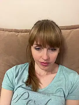 Kamilochka29511 online show from 05/18/26, 06:08