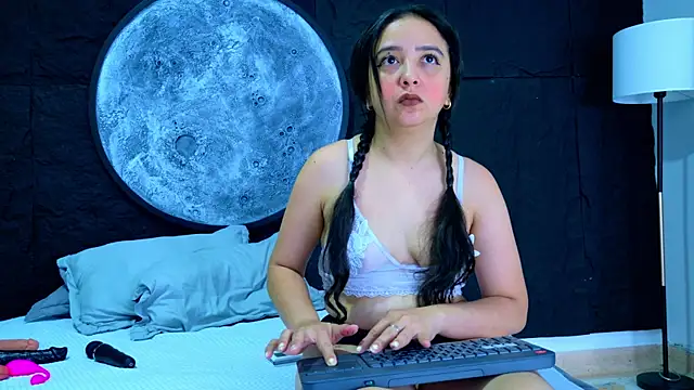 NathyFerrer online show from 07/24/26, 12:08