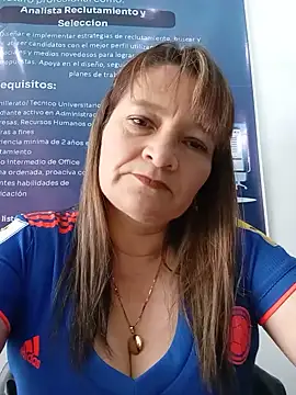 Snapshot of KAREN--03 chatting on 06/17/26, 03:57 KAREN--03 online show from 06/17/26, 03:57