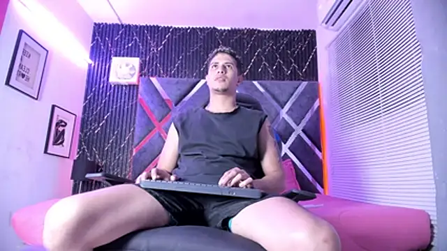 dominic connor online show from 07/20/26, 03:21