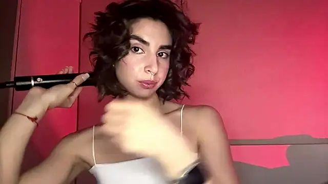 Snapshot of JessiaRuezga chatting on 05/23/26, 01:37 JessiaRuezga online show from 05/23/26, 01:37