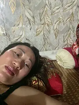 Linda-babyy online show from 05/17/26, 05:20