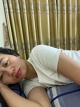 Linda-babyy online show from 05/18/26, 04:35