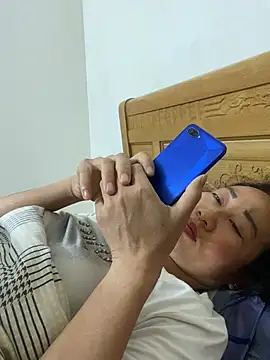 Linda-babyy online show from 05/19/26, 11:55