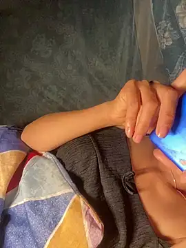 Linda-babyy online show from 06/06/26, 10:58