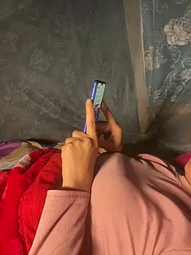 Linda-babyy online show from 06/11/26, 11:19