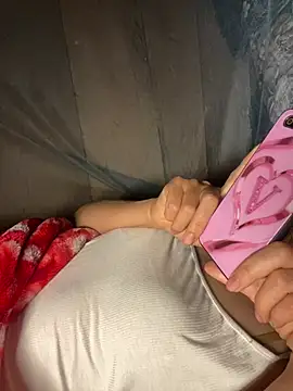 Linda-babyy online show from 07/18/26, 11:08