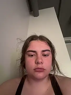 helovesroxierae online show from 06/10/26, 03:11