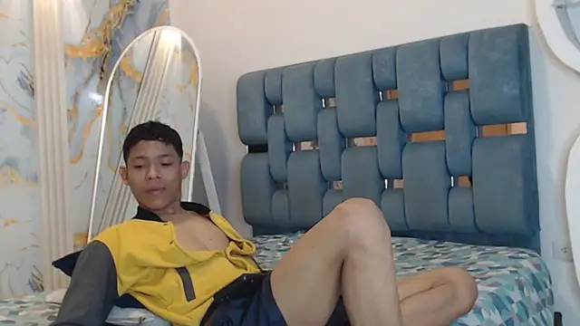 RONALDA HOT26 online show from 06/15/26, 01:24