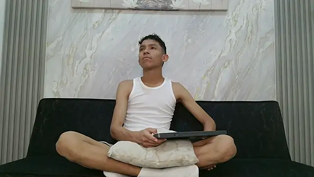 RONALDA HOT26 online show from 07/28/26, 01:23