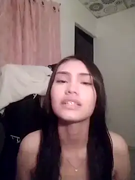 Snapshot of _BellaCute_ chatting on 06/28/26, 05:02 BellaCute online show from 06/28/26, 05:02